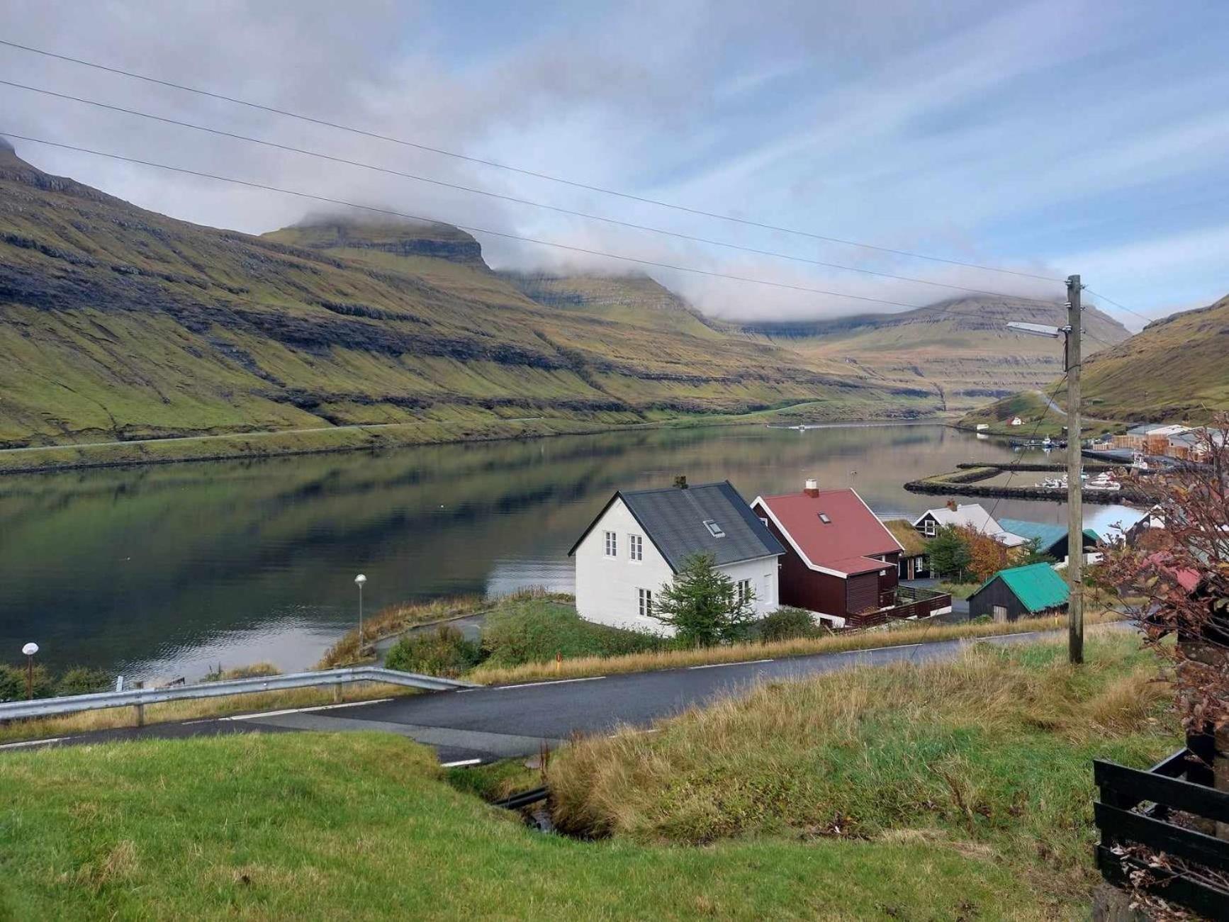 Fjord Guesthouse Funningsfjordur Luaran gambar
